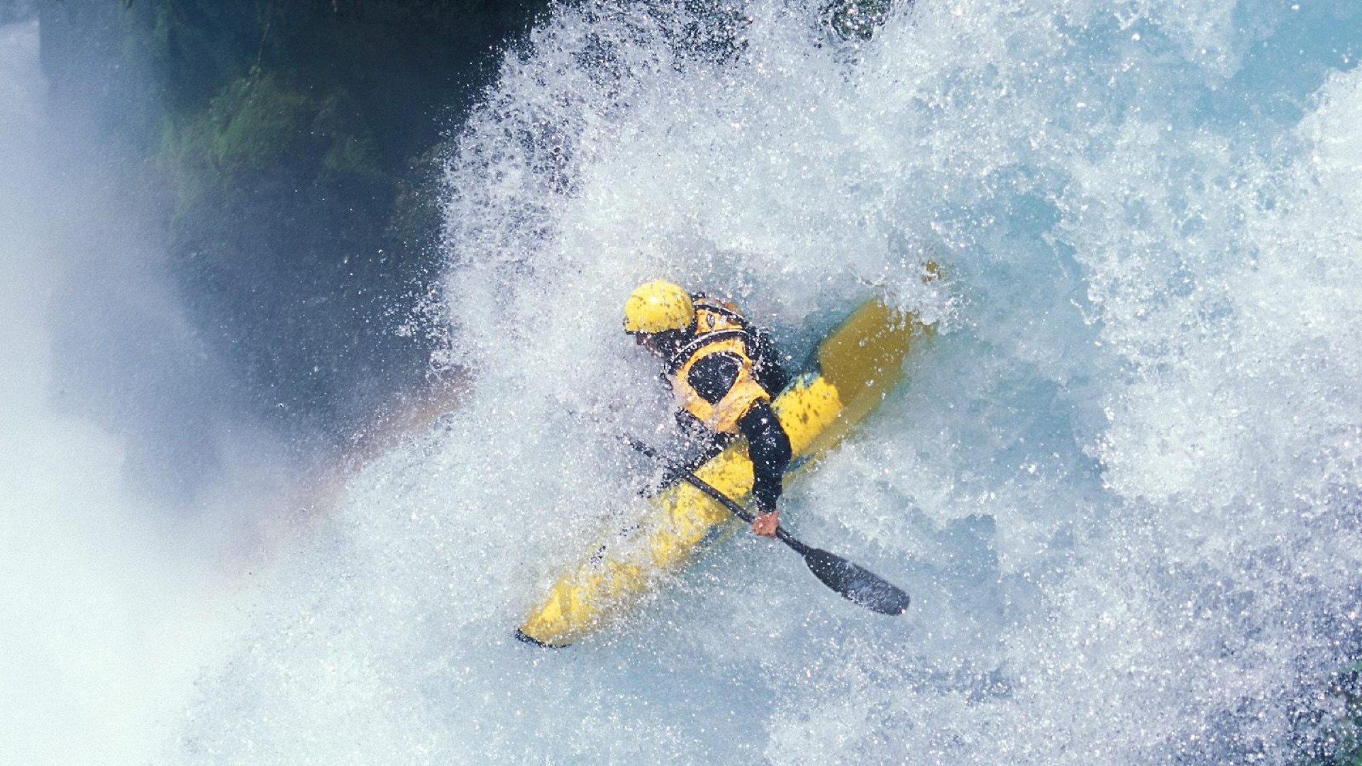 CS2队伍提升道具配合训练，团队衔接更为紧密